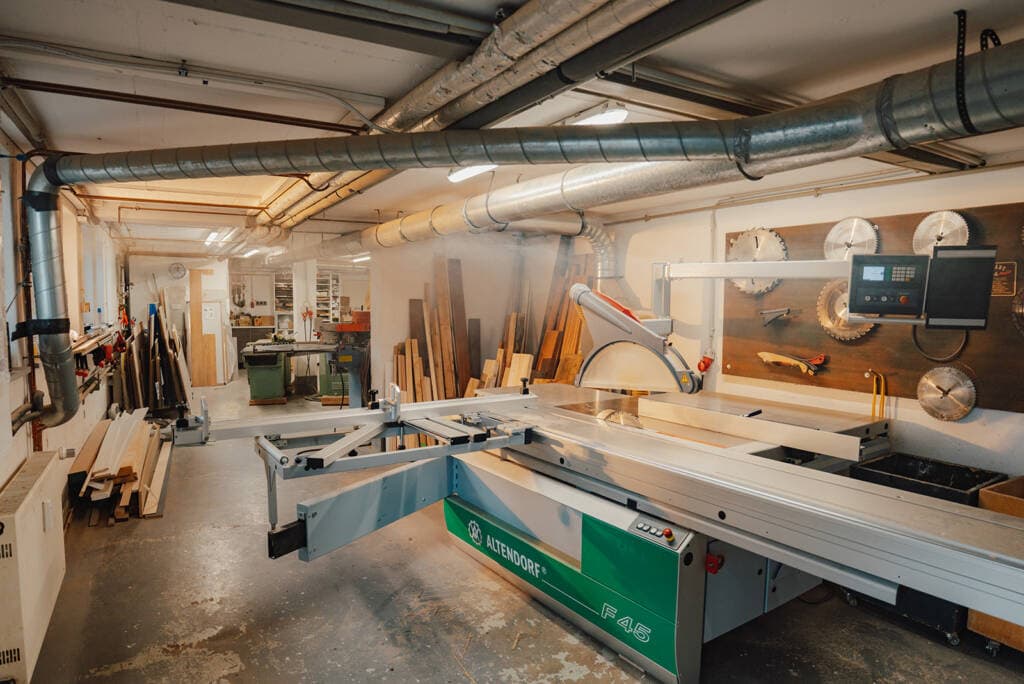 Maßarbeit in der Werkstatt von Molitor Küchen